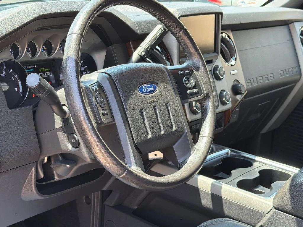 Used 2016 Black Ford Lariat image 18