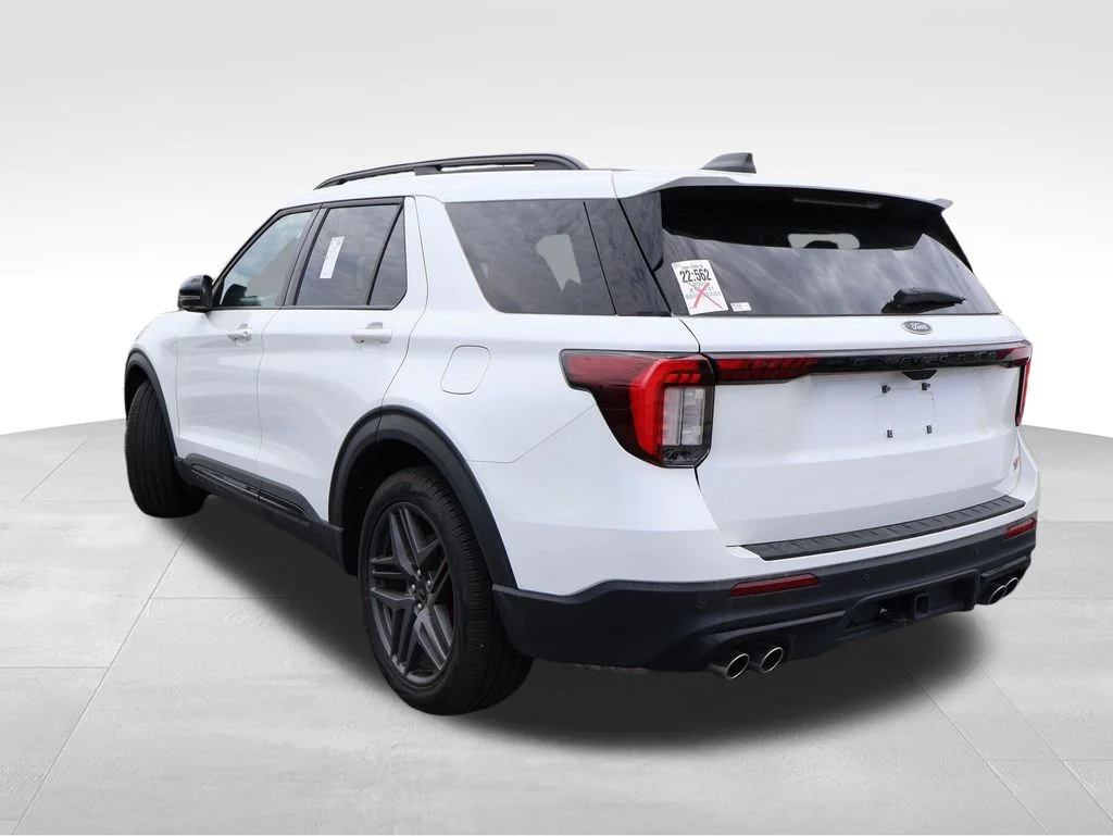 Used 2025 White Metallic Ford ST image 24