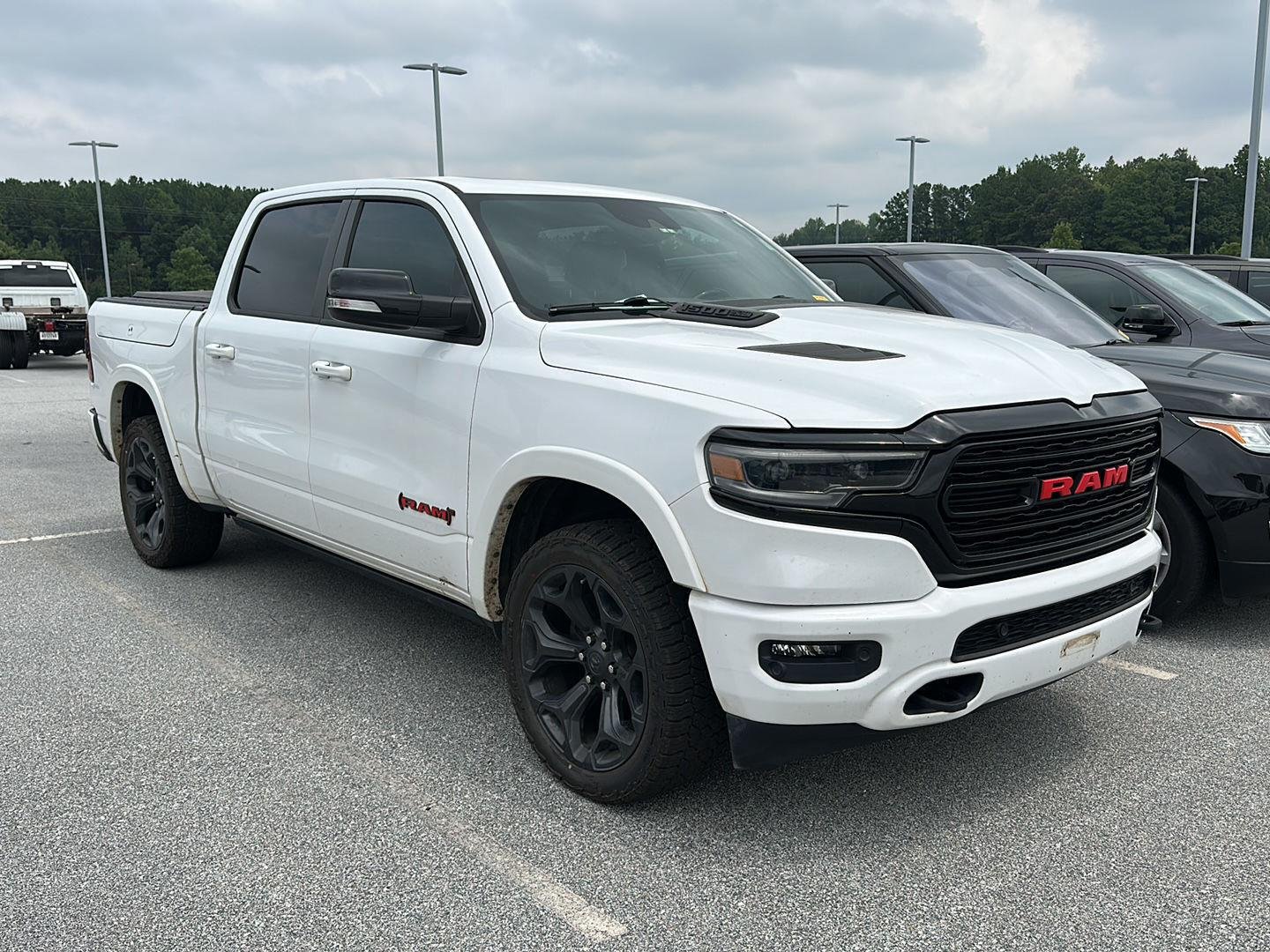 2022 Ram 1500 Limited 4WD photo