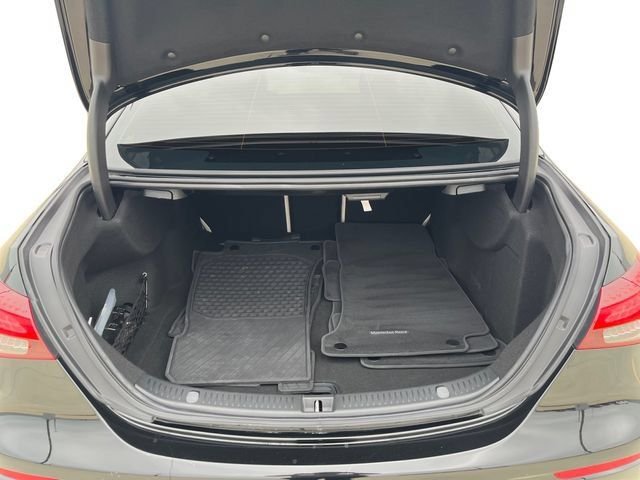 Used 2023  Mercedes-Benz E 350 image 18