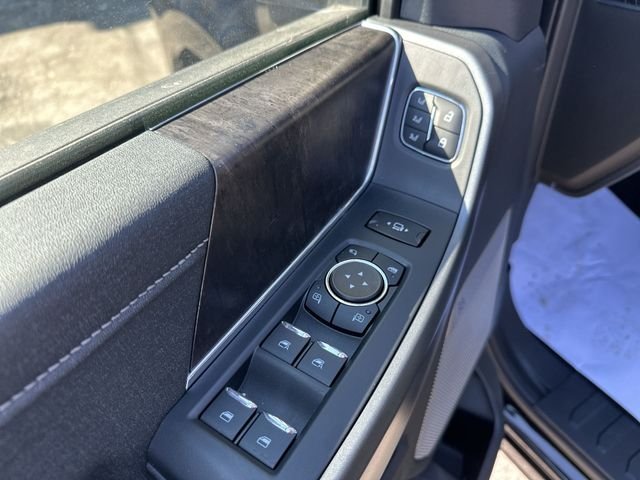 New 2026 Agate Black Metallic Ford F-350® Lariat® image 17