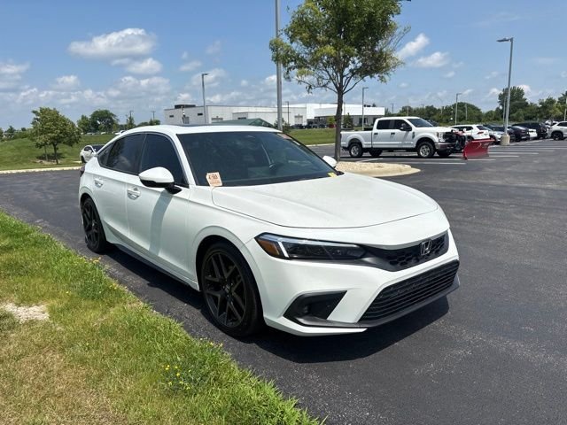 Used 2022 White Honda Sport Touring image 3