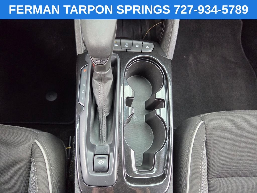Used 2022 White Chevrolet LT image 30