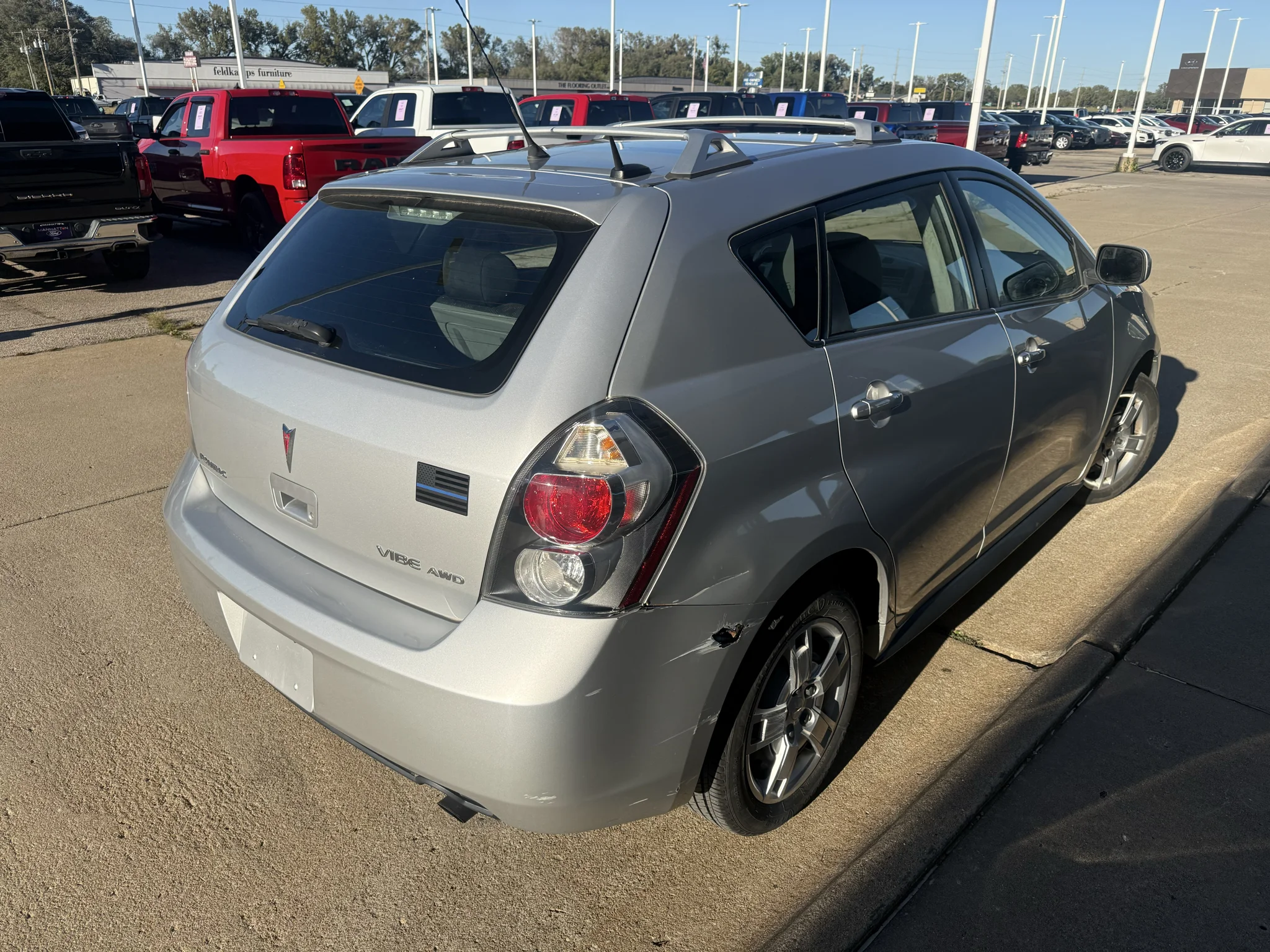 Used 2009  Pontiac Base image 5