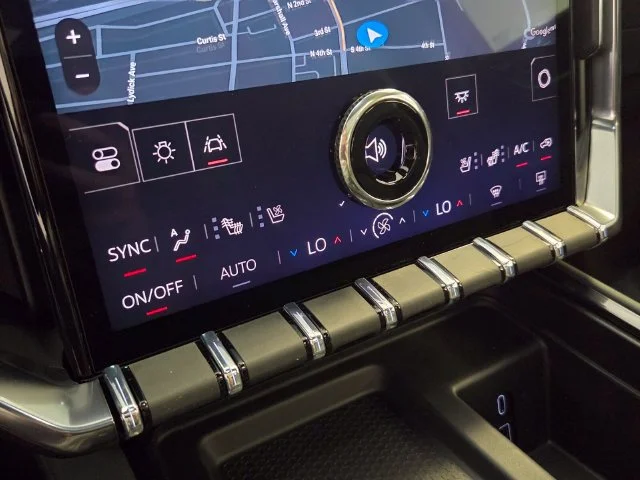 New 2027 Sterling Metallic GMC AT4 image 24