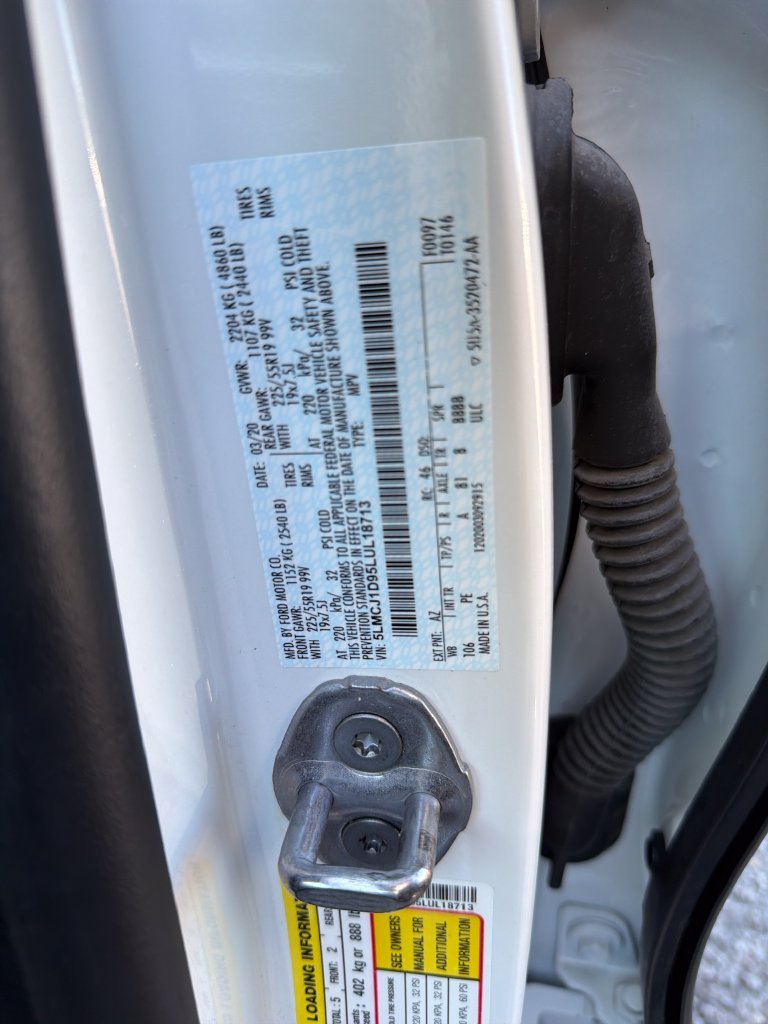 Used 2020 White Lincoln Standard image 9