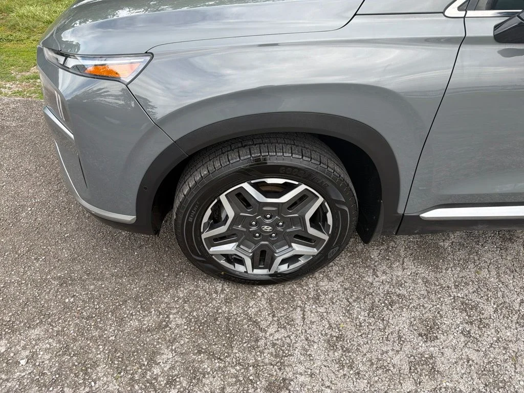 Used 2023 Gray Hyundai Limited image 2
