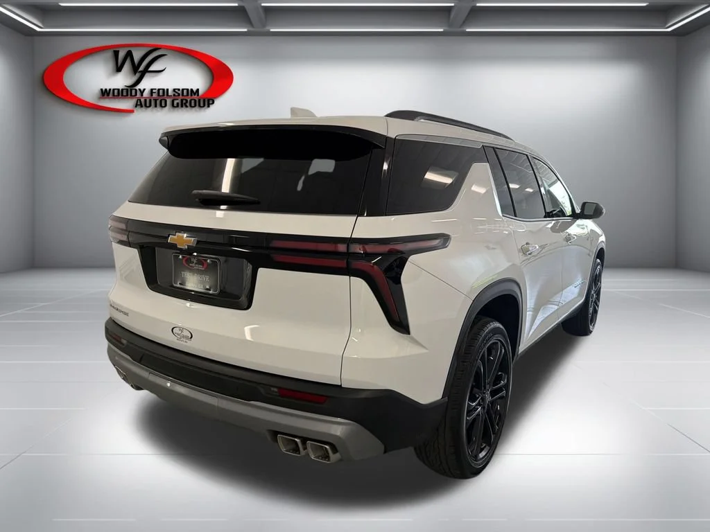 New 2027 Summit White Chevrolet LT image 6