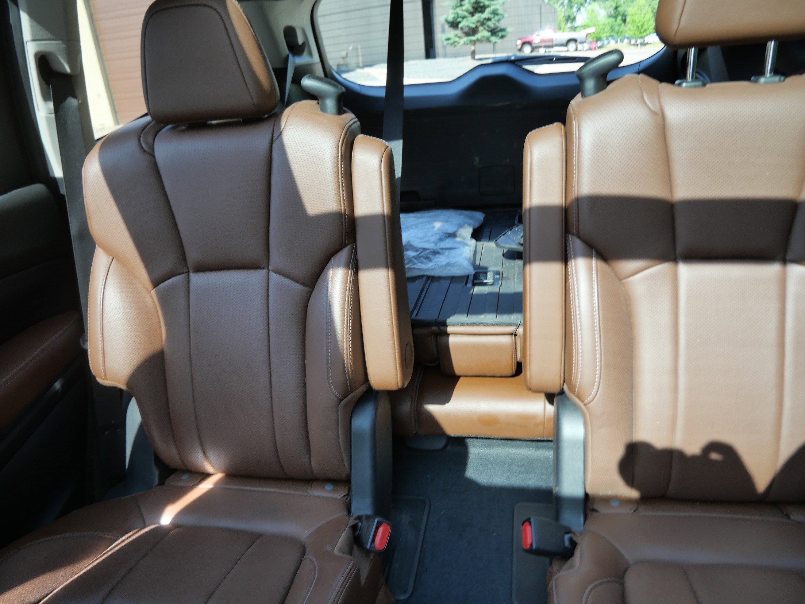 Used 2019 Magnetite Gray Metallic Subaru Touring image 13