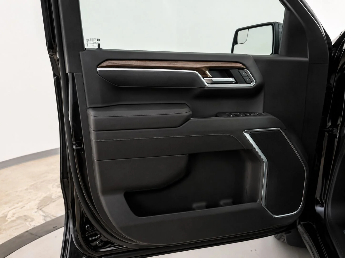 2026 Chevrolet Silverado 1500 RST - Photo 18