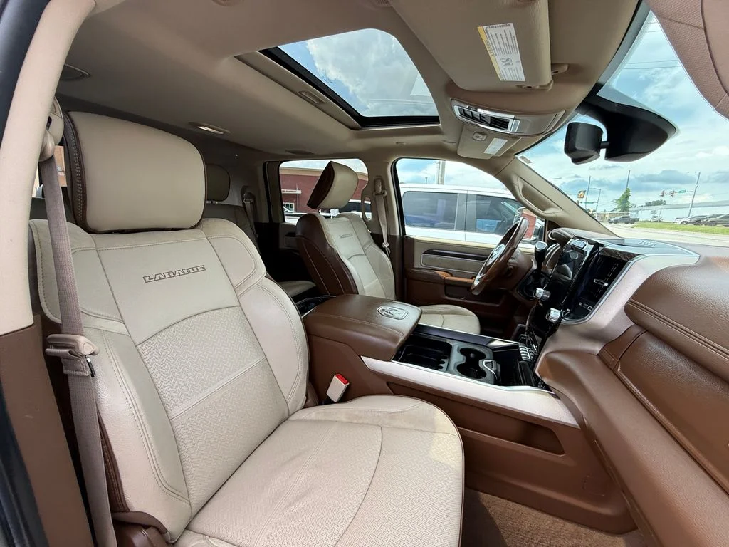 Used 2020 White Ram Laramie image 3