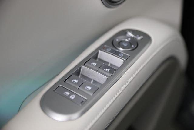 New 2026 Gray Hyundai SEL Premium 8P image 46