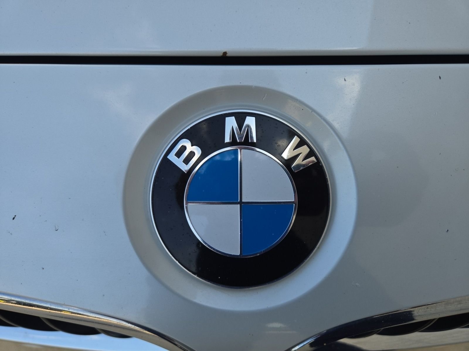 Used 2014 White BMW 328i image 9