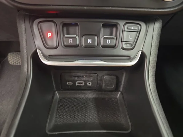 Used 2020 Summit White GMC SLT image 27
