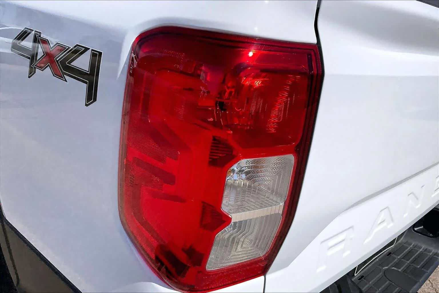 New 2026 Oxford White Ford XL image 14
