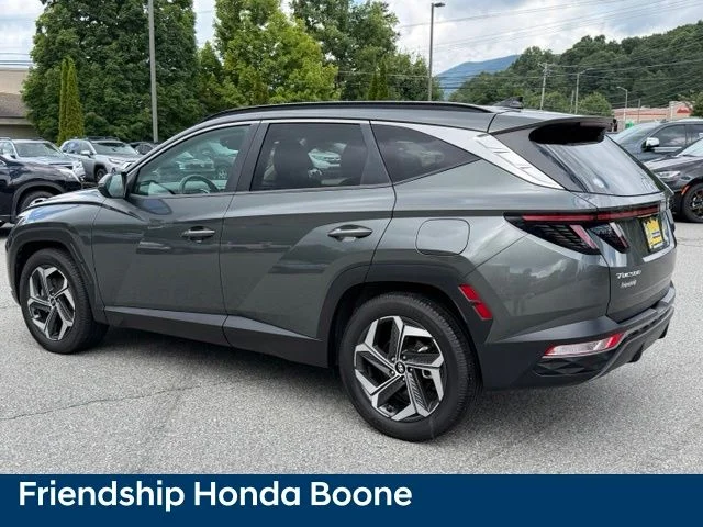 Used 2022 Gray Hyundai SEL image 7