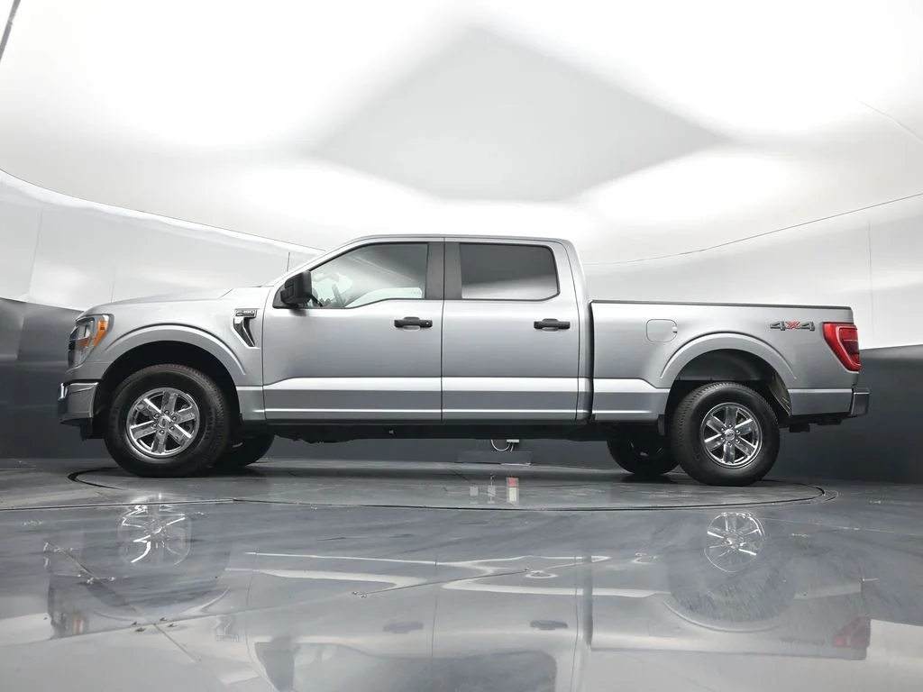 Certified Used 2022  Ford XLT image 47