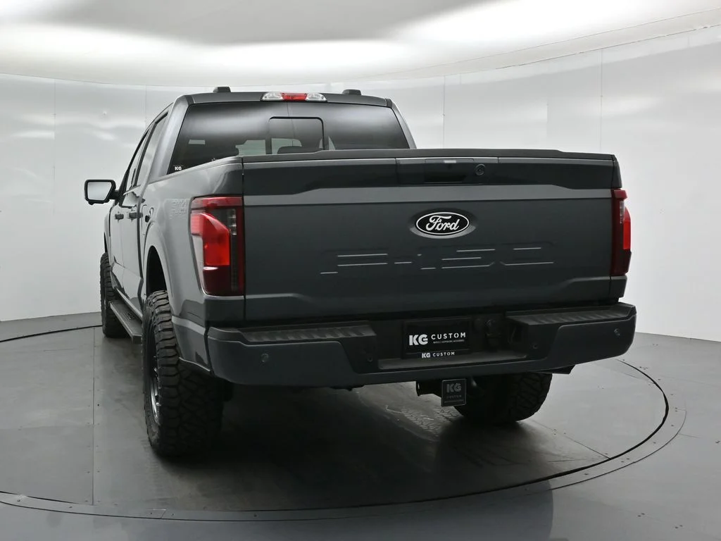 New 2026 Gray Ford XLT image 27