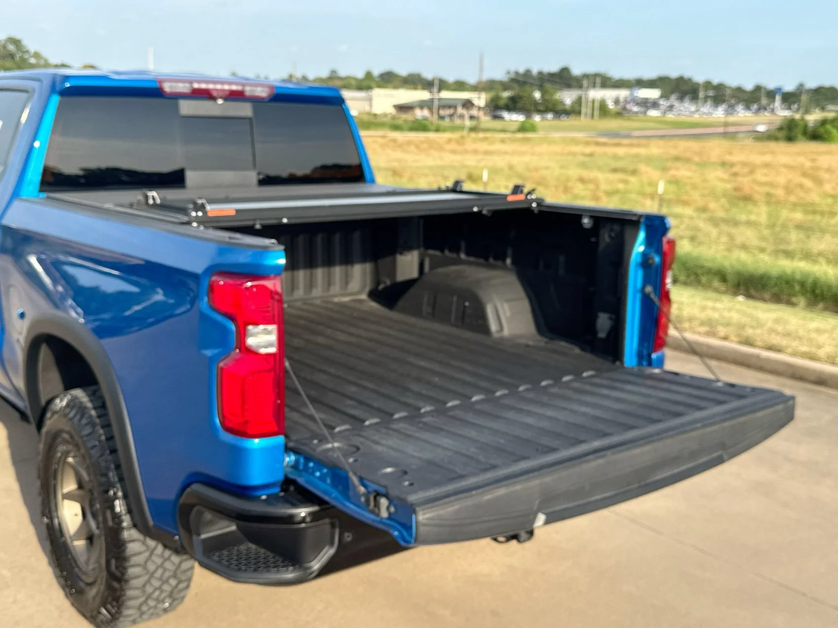 Used 2024 Glacier Blue Metallic Chevrolet ZR2 image 23