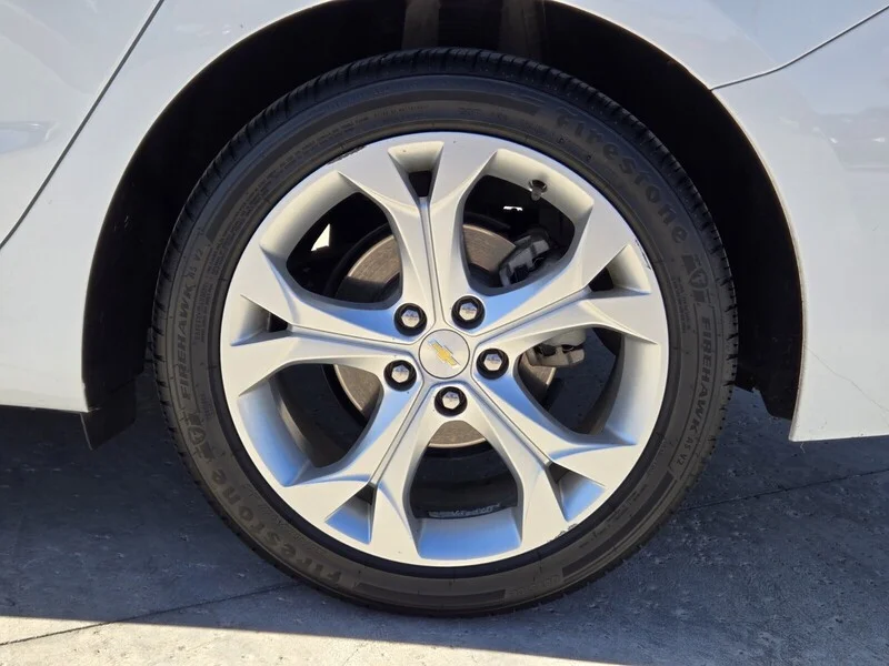 Used 2016 Summit White Chevrolet Premier image 5