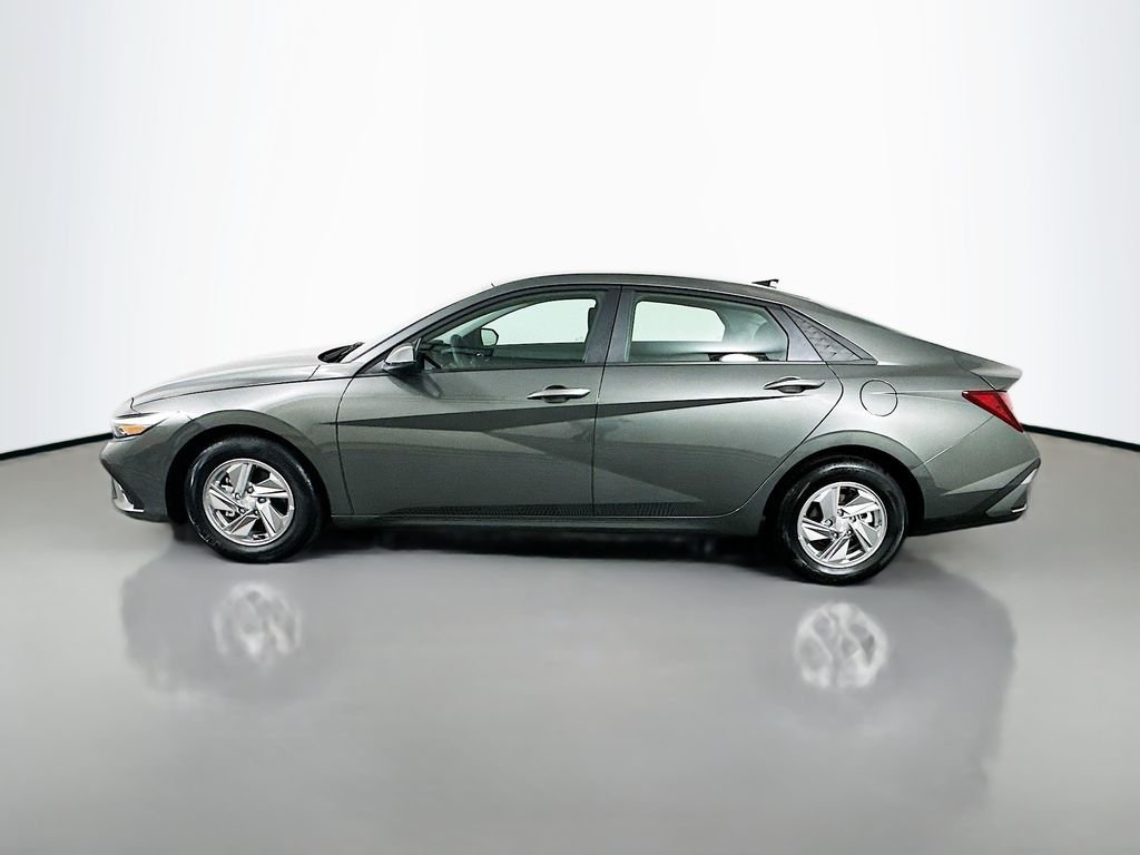 Used 2026 Gray Hyundai SE image 8