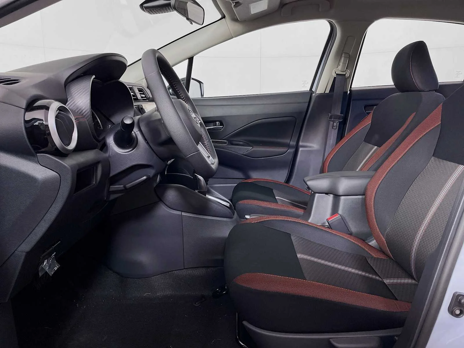 New 2025 Gray Sky Pearl Nissan SR image 4