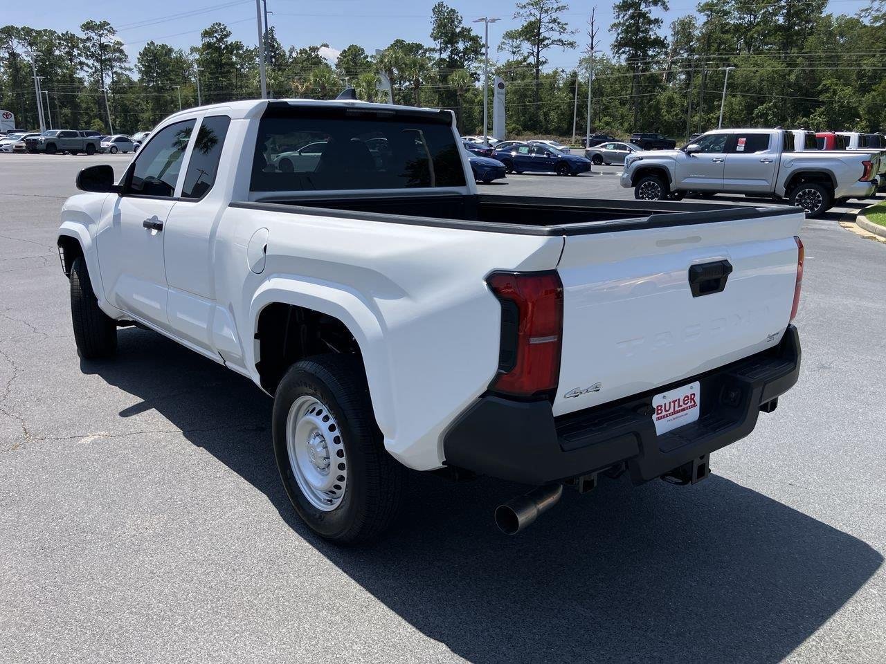 Used 2026 White (Ice Cap) Toyota SR Access Cab image 3