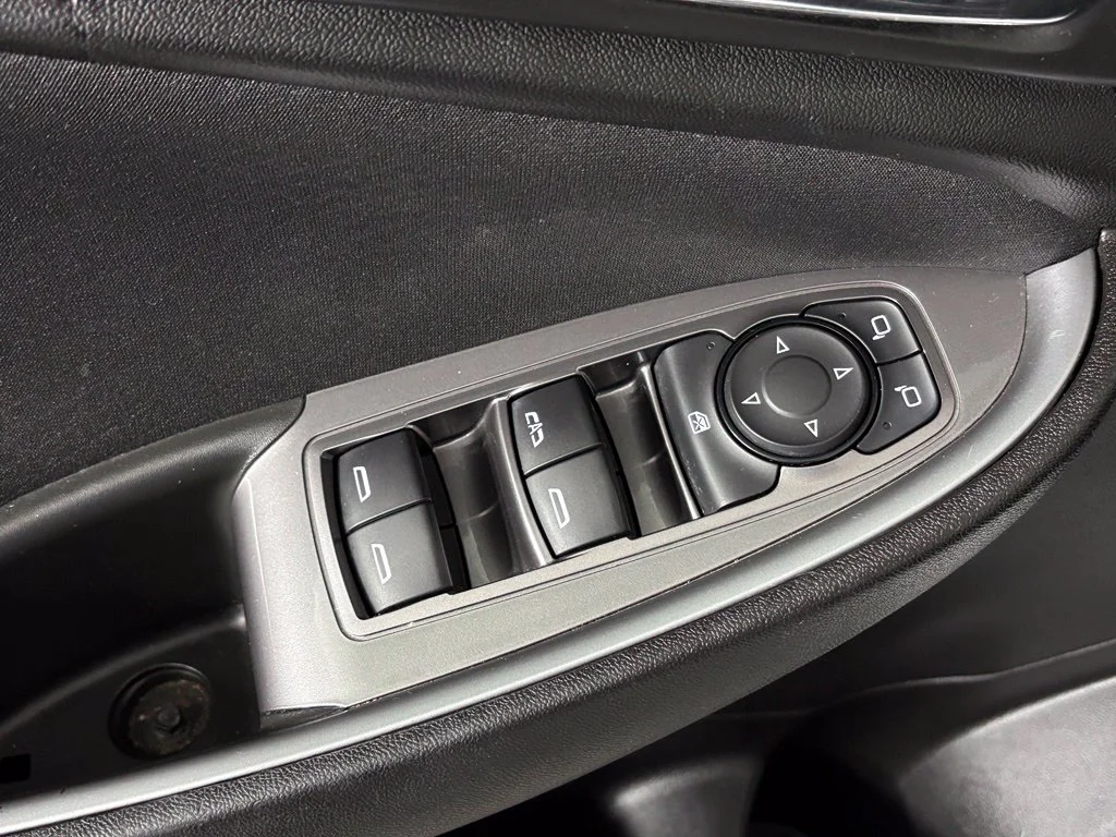 Used 2024 White Chevrolet LT image 14