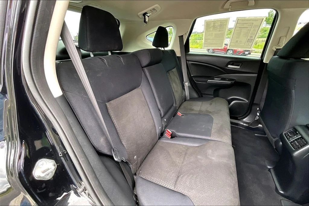 Used 2016  Honda LX image 23