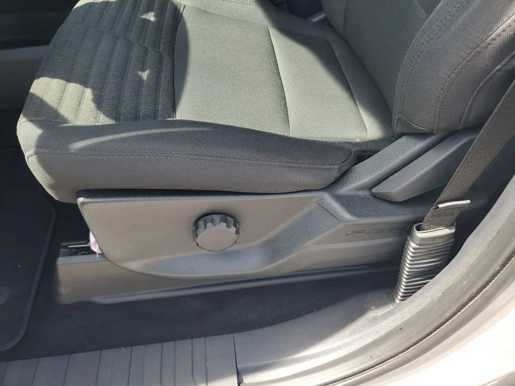 Used 2022 Silver Ford XL image 16