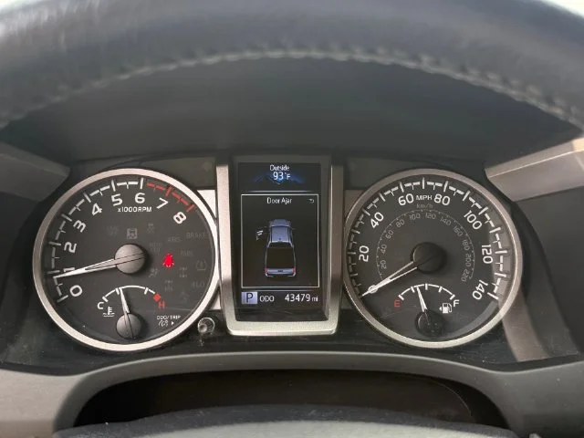 Certified Used 2022 MAGNETIC GRAY MET. Toyota Limited image 17