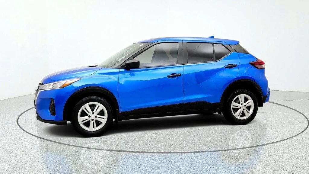 Used 2023 Electric Blue Metallic Nissan S FWD image 8