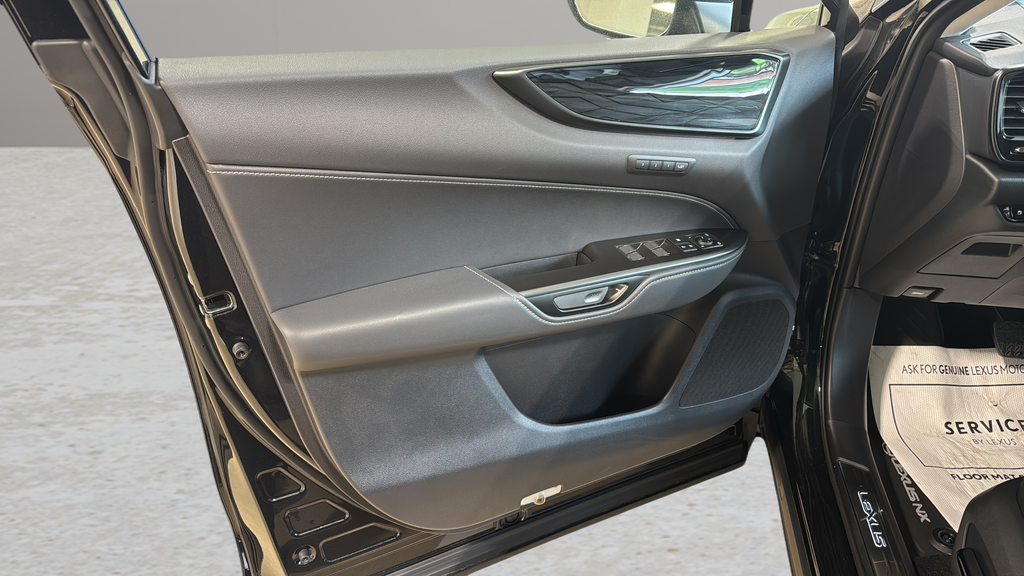 2026 Lexus NX 450h+ Premium - Photo 10