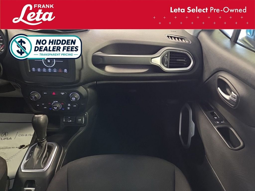 Used 2020 Bikini Metallic Clearcoat Jeep  image 18