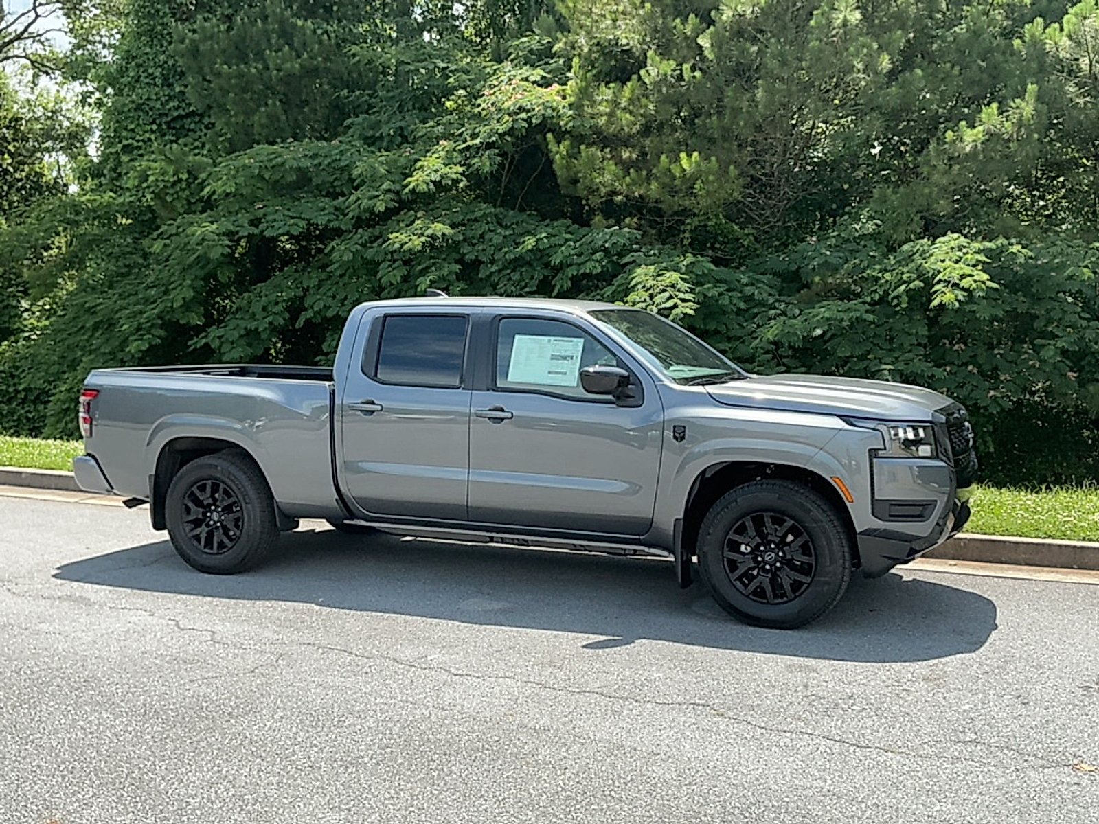 2026 Nissan Frontier SV Crew Cab 4X2 LWB's photo