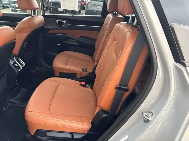 Used 2023 Wolf Gray Kia X-Line SX Prestige image 12