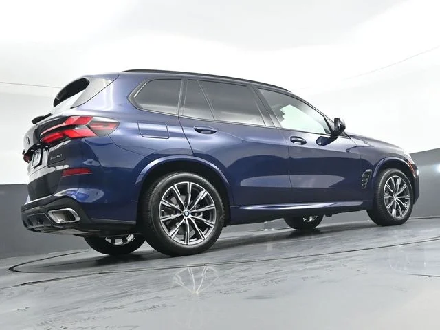 Certified Used 2026 Blue BMW xDrive40i image 35