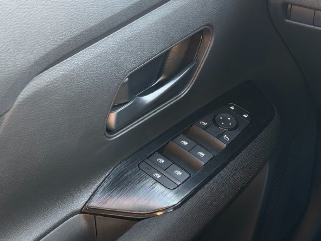 New 2027 Canyon Bronze Metallic Nissan S image 14