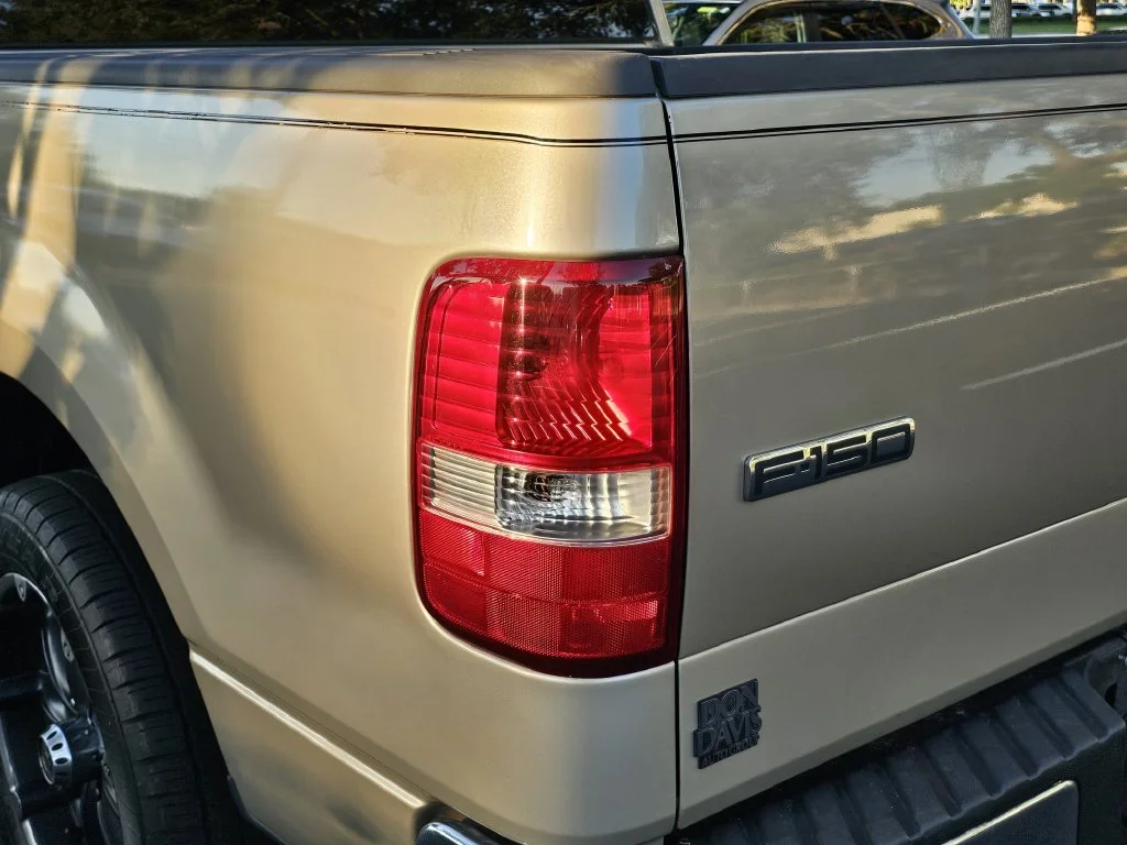 Used 2008 Beige Ford  image 7