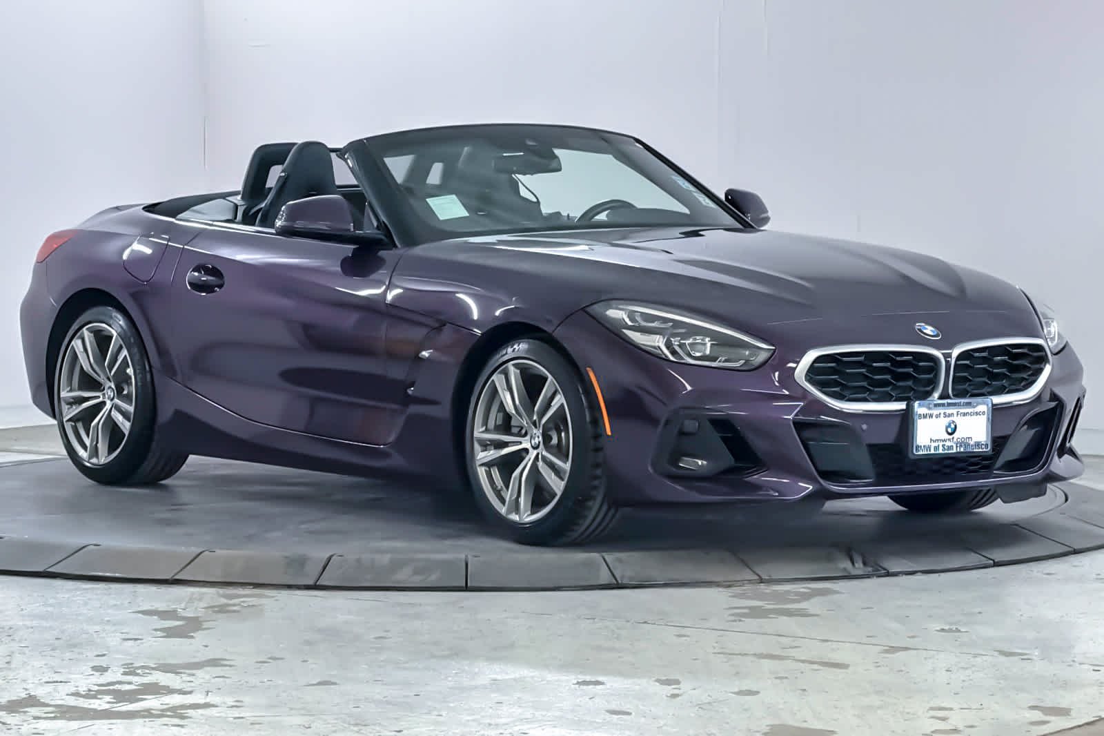 Used 2025 Purple BMW sDrive30i image 8