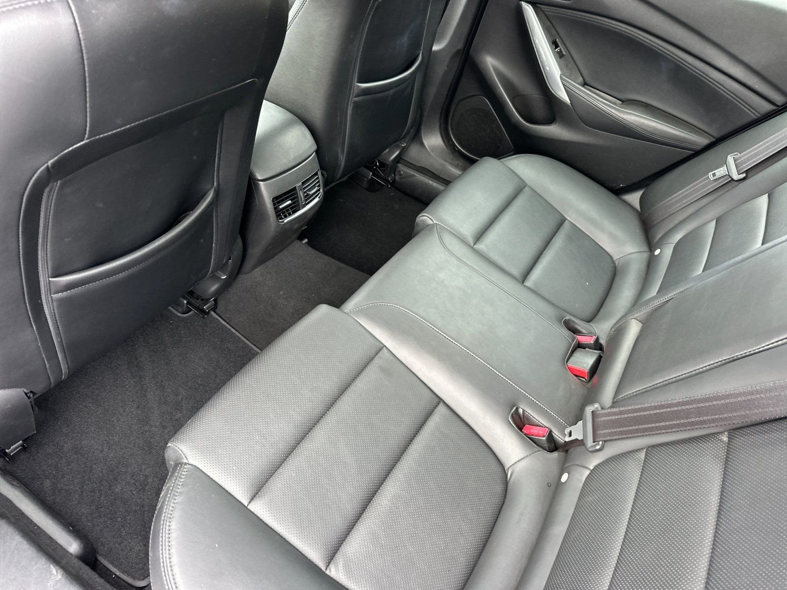 Used 2017 Silver Mazda Touring image 12