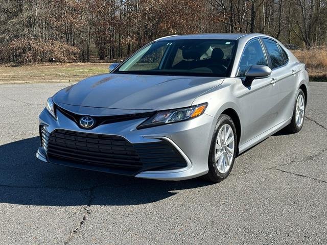 2024 Toyota Camry LE - Photo 35