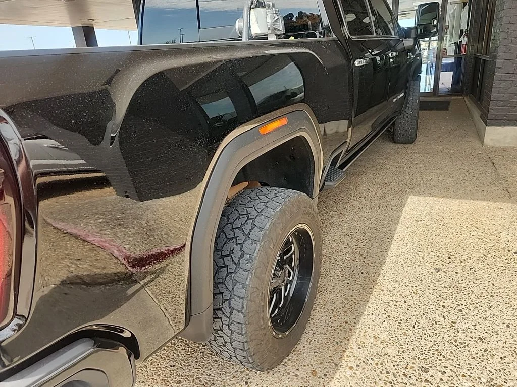 Used 2024 Black GMC Denali image 5