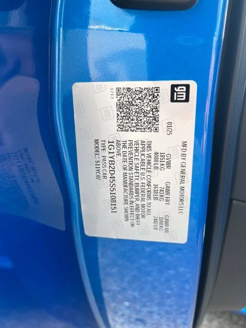 Used 2025 Riptide Blue Metallic Chevrolet 2LT image 14