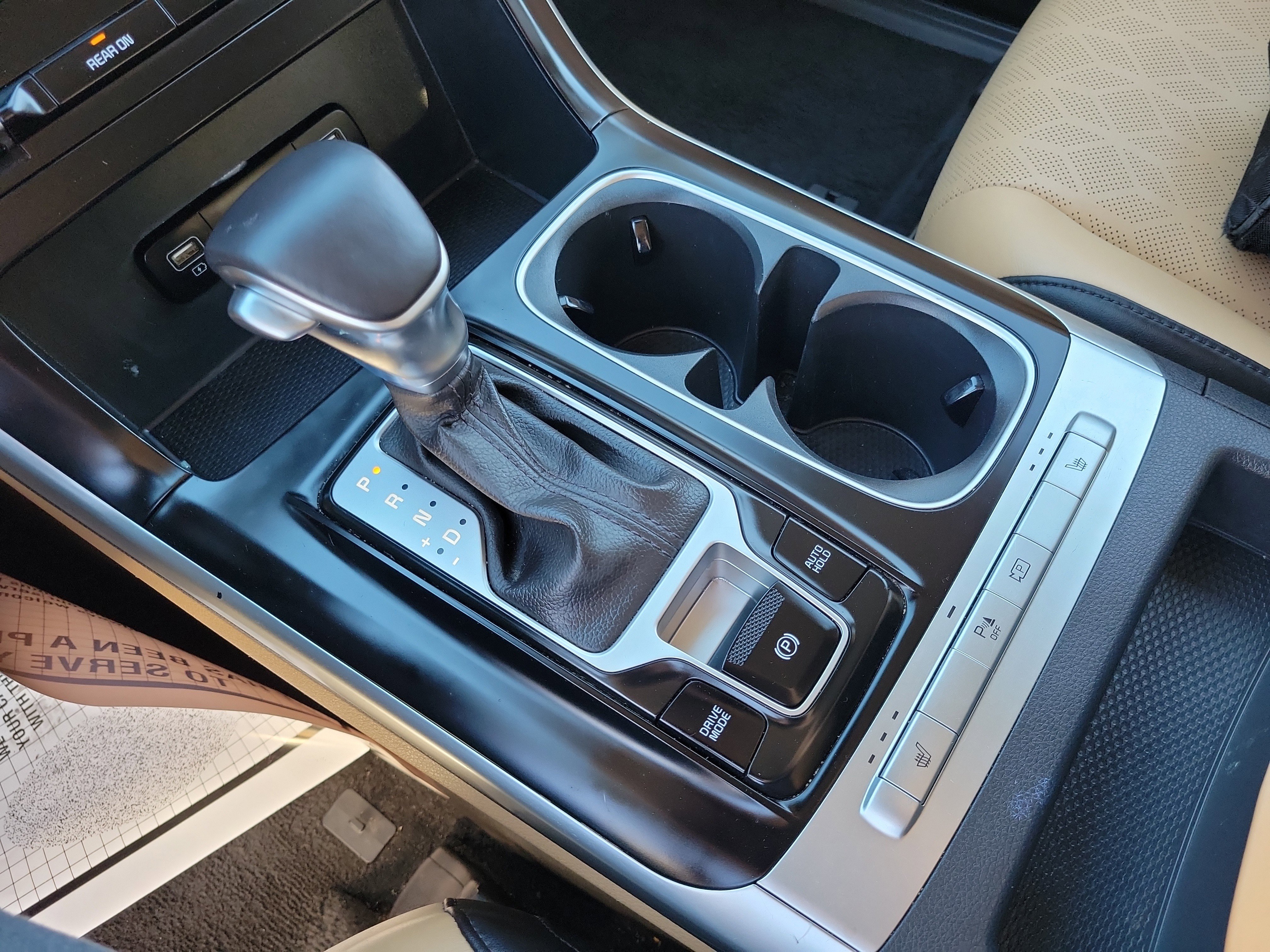2024 Kia Carnival LX Seat Pkg - Photo 10