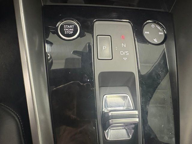 Used 2024 Blue Audi  image 27