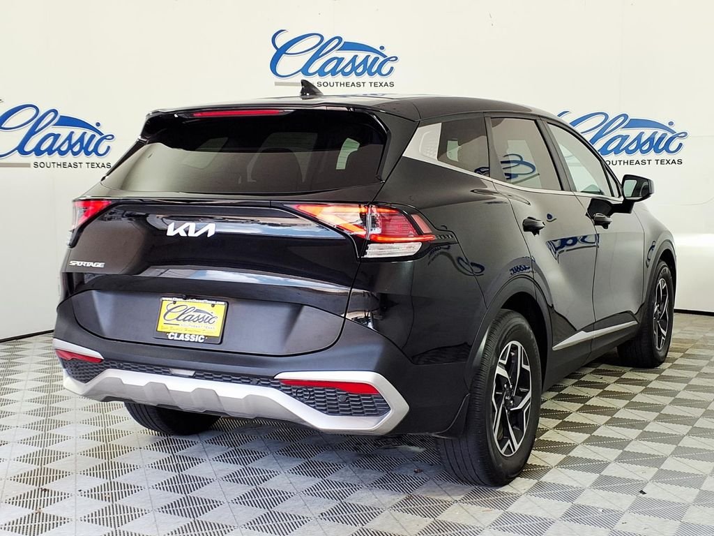 Used 2023 Black Kia LX image 6