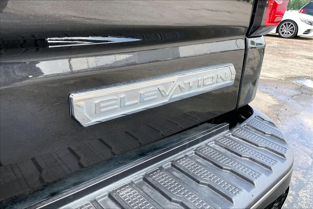 Used 2021 Brown GMC Elevation image 21
