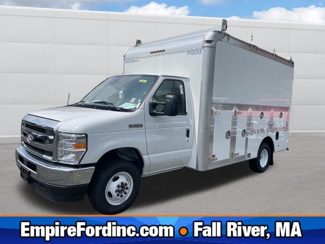 New 2027 Oxford White Ford E-350 SRW image 1