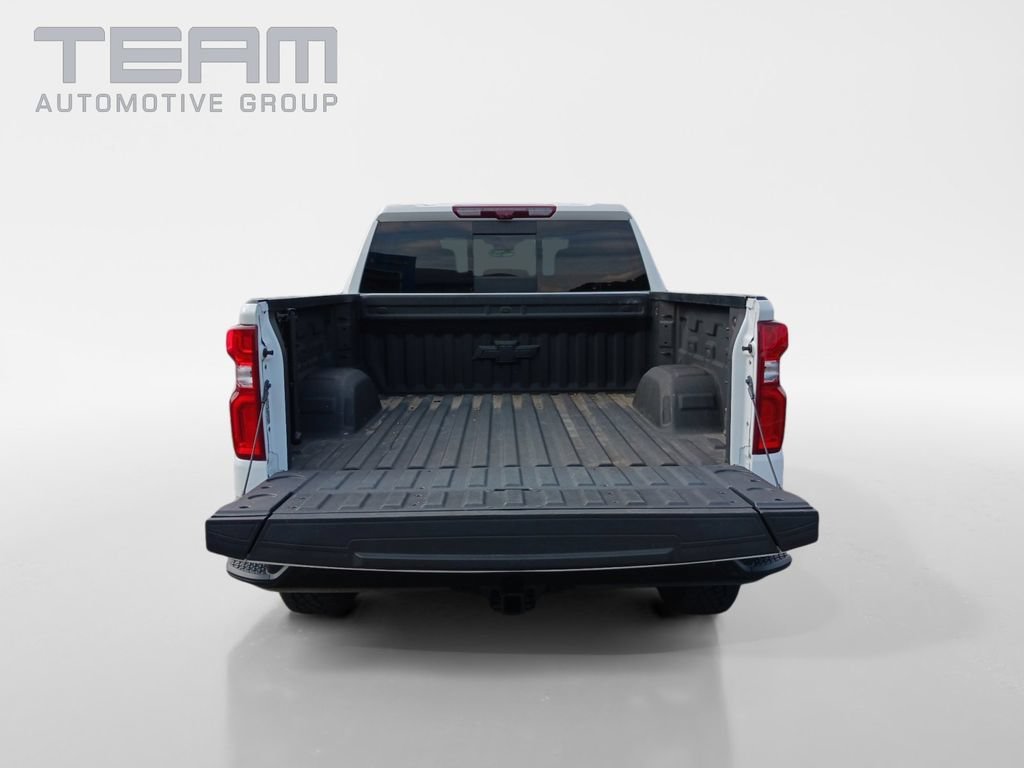 Used 2025 Summit White Chevrolet ZR2 image 13